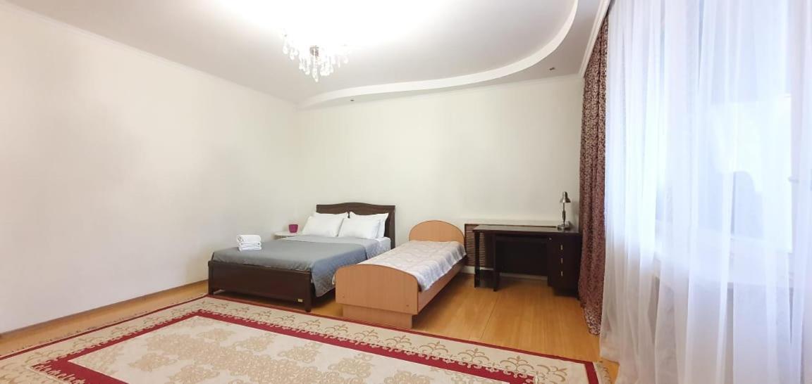 Baiterek View 3-room * Nur-Sultan (Astana)